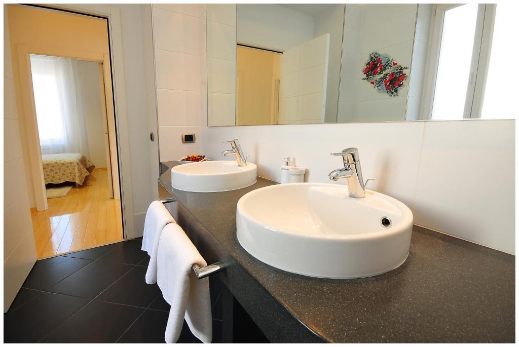 Eden Penthouse Apartments Zadar Rum bild